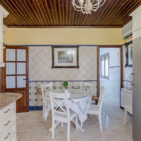 Casa Ludima *